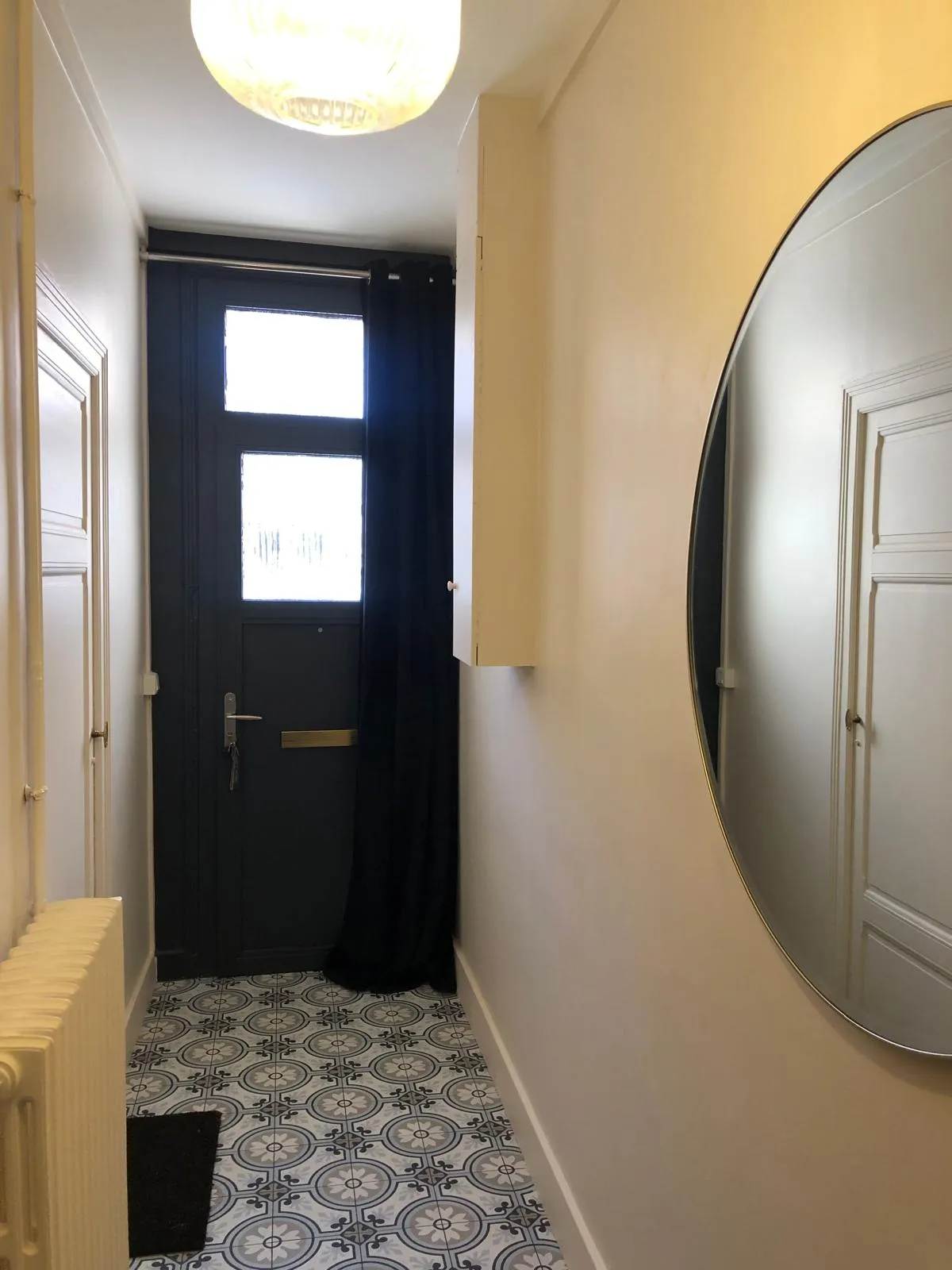 Pièce de vie mise en valeur avant une vente immobilière au Mans